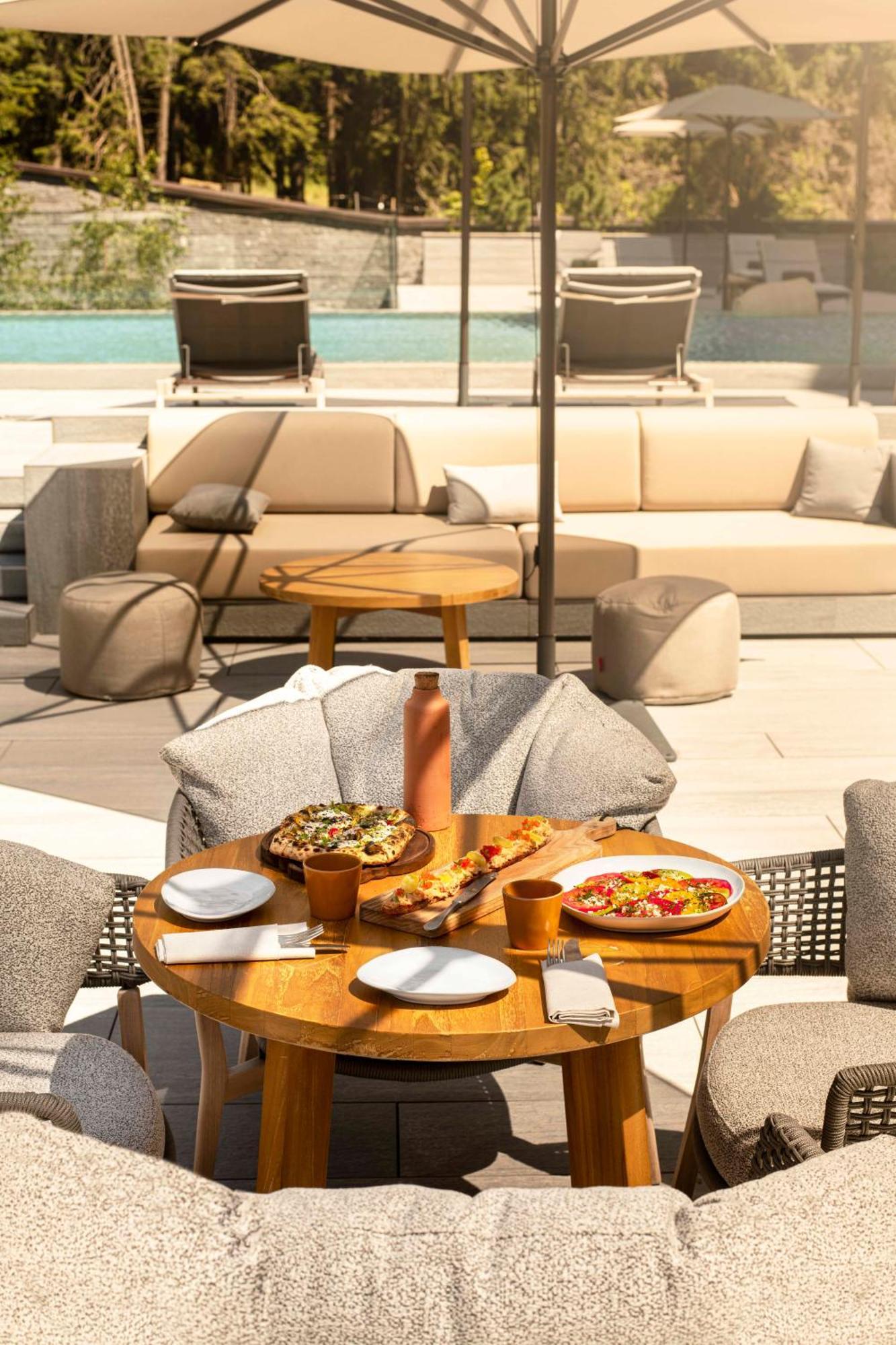Six Senses Crans-Montana Hotel Exterior photo